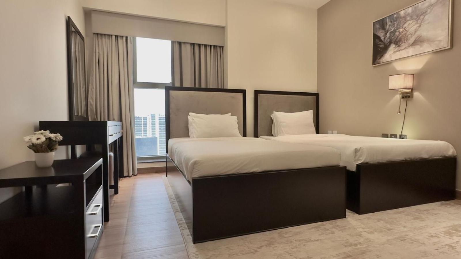 Apartment Iconic 3br With Burj View,downtown,pool &dubai Mall Dubai