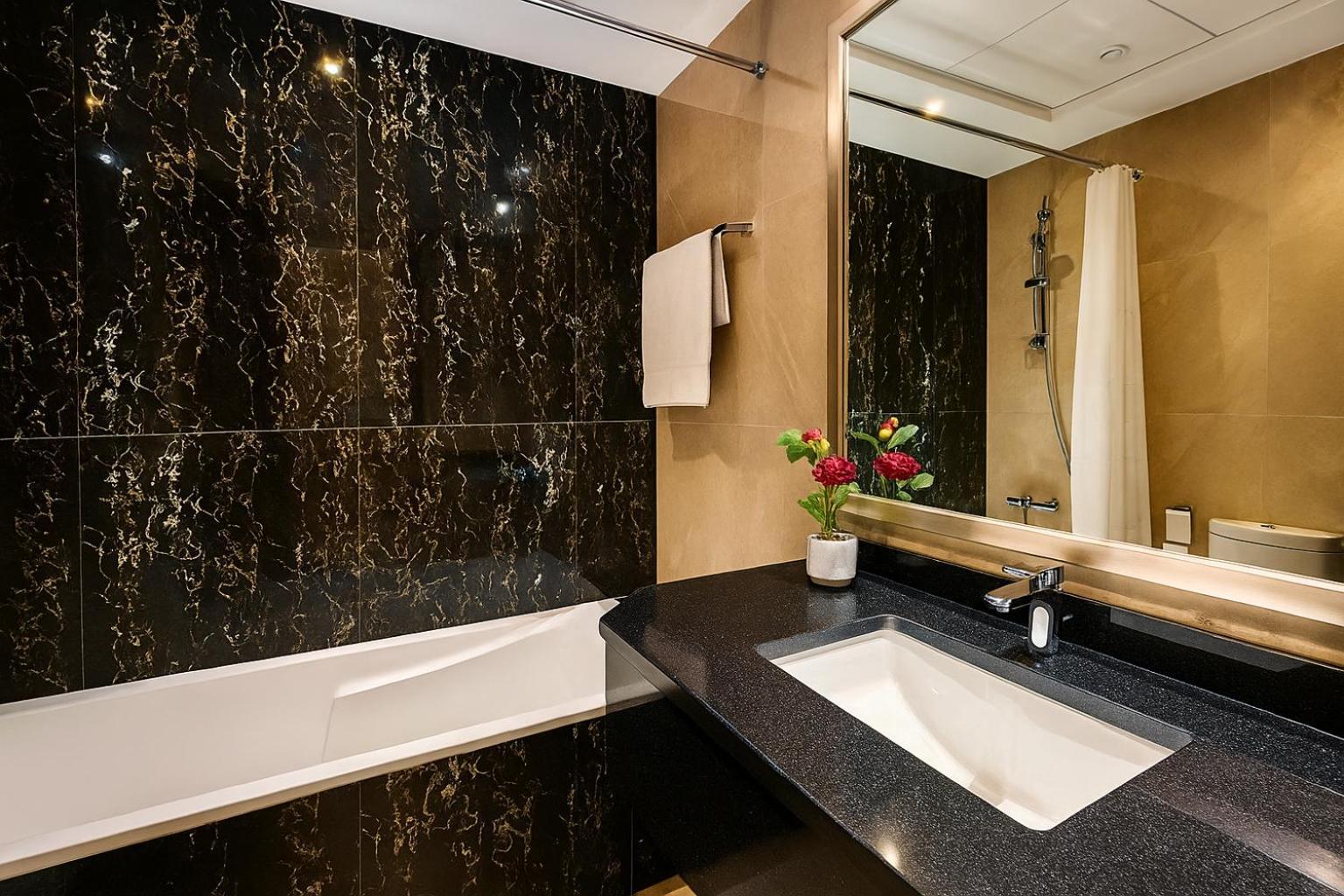 Apartment Iconic 3br With Burj View,downtown,pool &dubai Mall Dubai